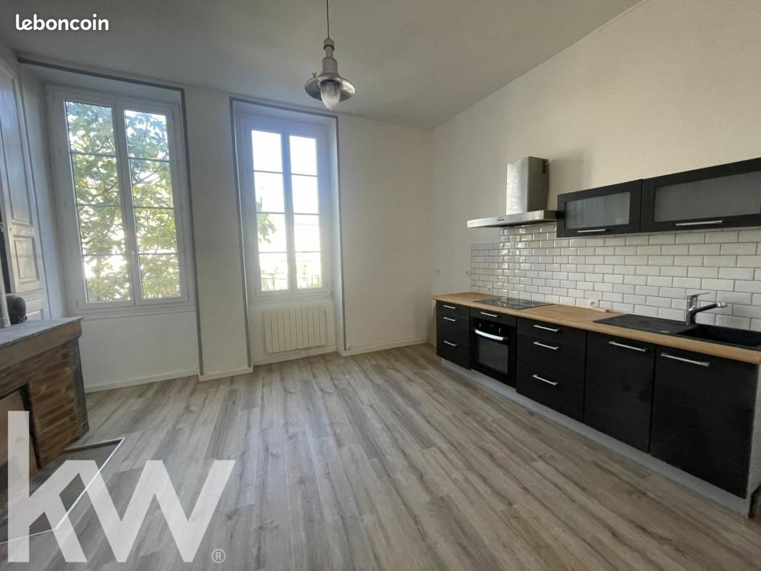 1 bedroom Apartment in Orleans, France No. 158432