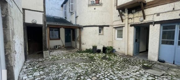 1 bedroom Apartment in Orleans, France No. 158432 10