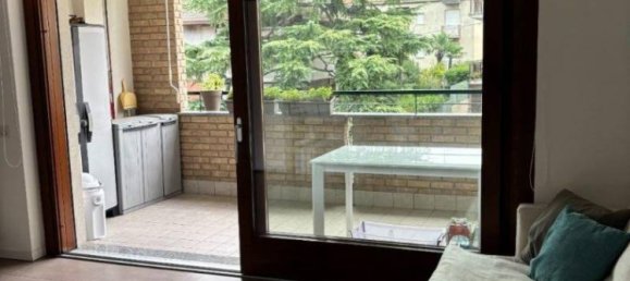 2 bedrooms Apartment in Desio, Italy No. 374328 7