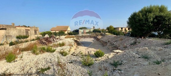 Terrain à Ragusa, Italy 645m² No. 348889 3