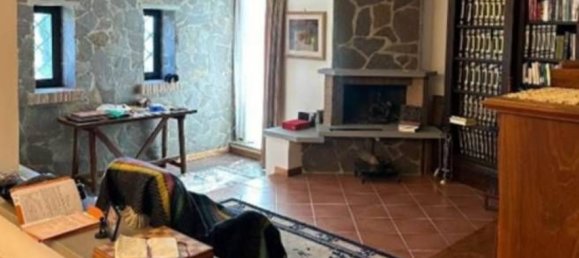 Villa de 4 habitaciónes en Morlupo, Italy No. 184365 18