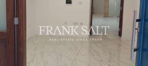 Bureau à Zebbug, Malta 40m² No. 12832 2