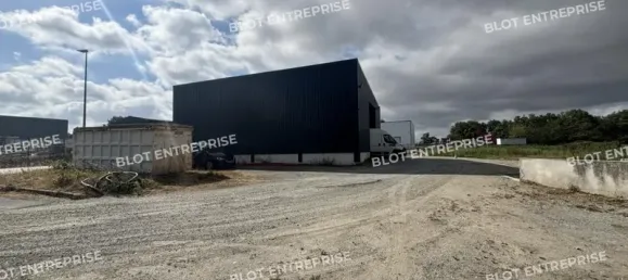 Gewerbliche Immobilie in Loire-Atlantique, France 251m², Nr. 346135 2