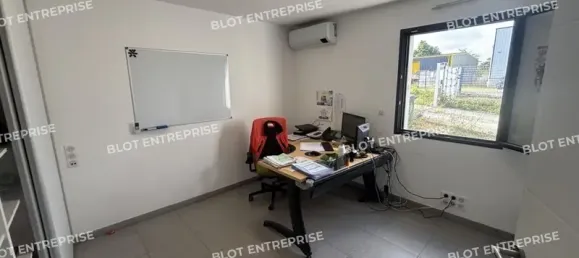 Gewerbliche Immobilie in Loire-Atlantique, France 251m², Nr. 346135 6
