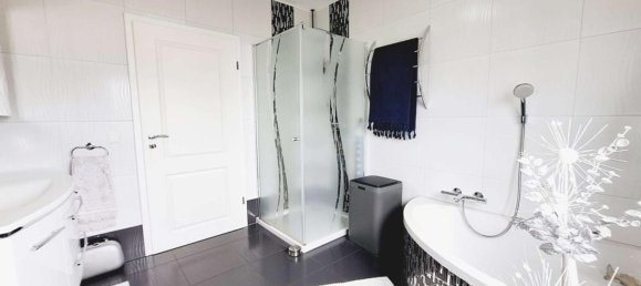 Bungalow de 2 dormitorios en Herford, Germany No. 52725 11