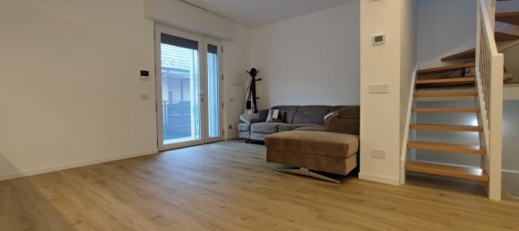 4غرفة فيلا في Locate di Triulzi, Italy رقم 85893 33