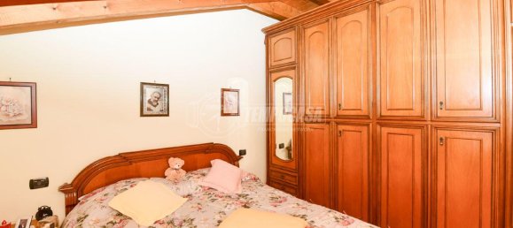 Квартира с 3 комнатами в Сенна Комаско, Италия № 17603 12