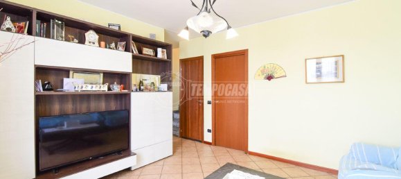 Квартира с 3 комнатами в Сенна Комаско, Италия № 17603 10