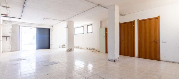 108m² Commercial property in Selargius, Italy No. 265719 5