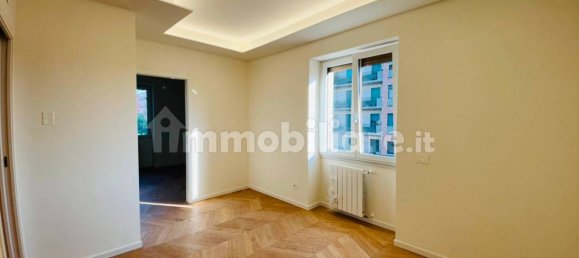 1 bedroom Apartment in Milan, Italy No. 239616 2