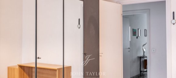 5 rooms Apartment in Milan, Italy No. 244108 16