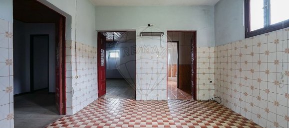 Casa de 3 dormitorios en Povoa de Lanhoso, Portugal No. 186044 13