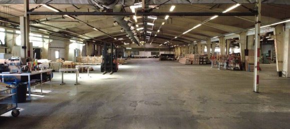 Entrepôt à Osterholz, Germany 5480m² No. 166723 5