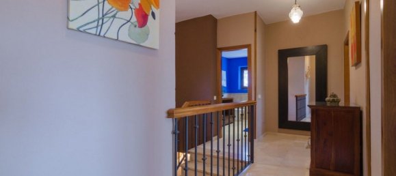 Дом с 4 спальнями в Эстепона, Испания № 135354 15