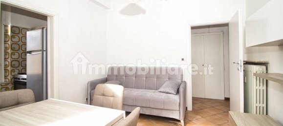 2 bedrooms Apartment in Modena, Italy No. 215637 3