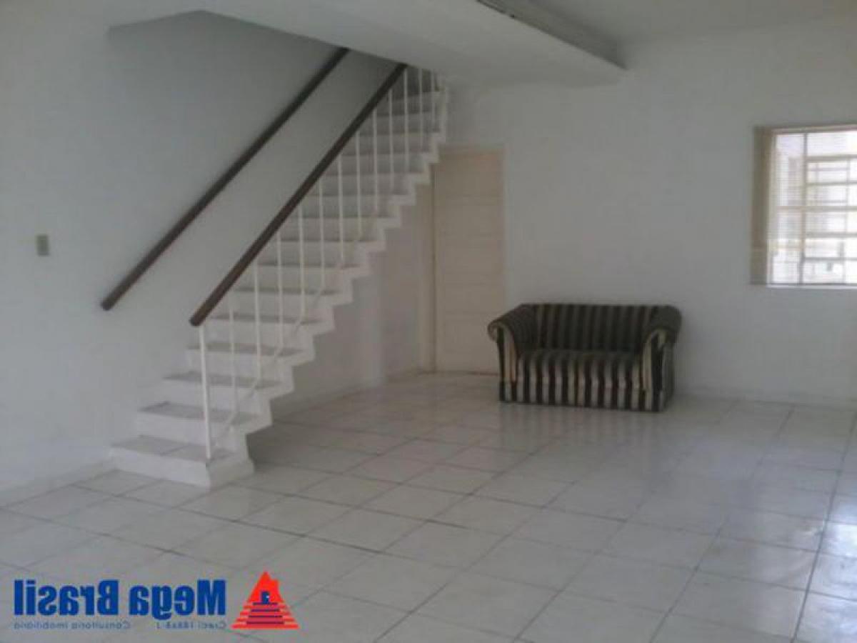 Дом с 4 спальнями в Сан-Паулу, Бразилия № 436665