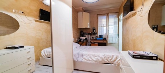 4 bedrooms House in Medole, Italy No. 260176 15