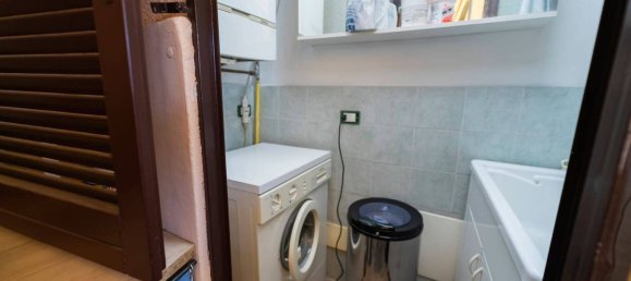 4 bedrooms House in Medole, Italy No. 260176 22