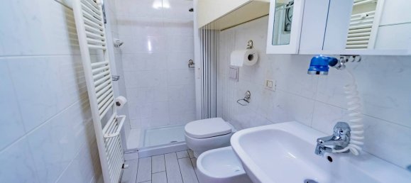 4 bedrooms House in Medole, Italy No. 260176 17