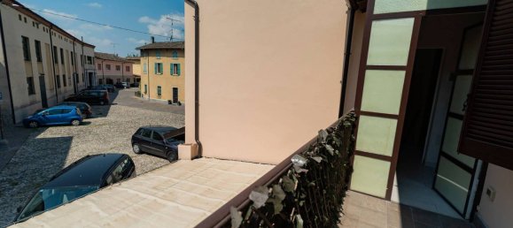 4 bedrooms House in Medole, Italy No. 260176 19