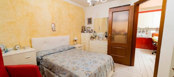 4 bedrooms House in Medole, Italy No. 260176 10