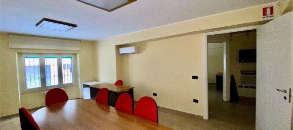 2 Schlafzimmer Wohnung in Cagliari, Italy, Nr. 323815 6