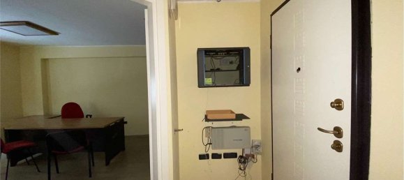 2 Schlafzimmer Wohnung in Cagliari, Italy, Nr. 323815 2