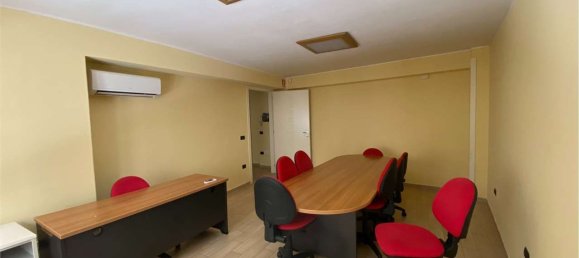 2 Schlafzimmer Wohnung in Cagliari, Italy, Nr. 323815 5