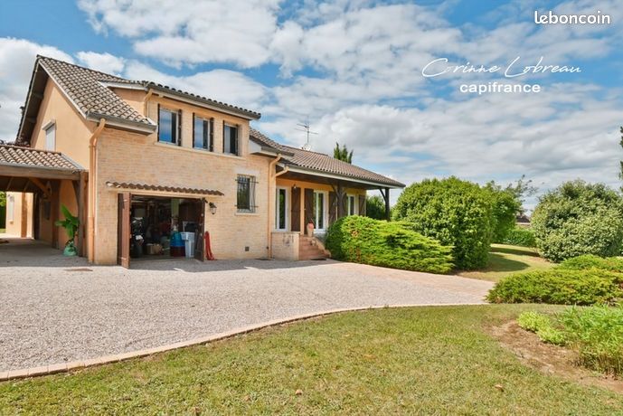 4 Schlafzimmer Villa in Creches-sur-Saone, France, Nr. 304250