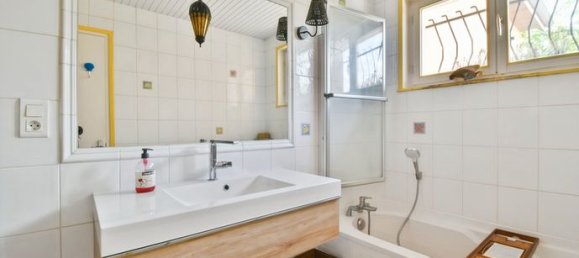 4 Schlafzimmer Villa in Creches-sur-Saone, France, Nr. 304250 16