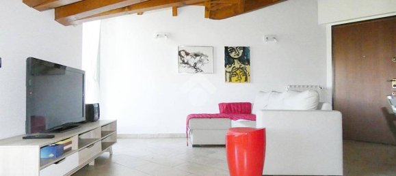 Apartamento de 1 dormitorio en Sesto Calende, Italy No. 169428 4