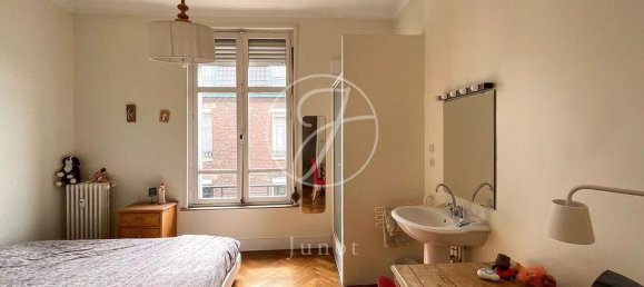 3 bedrooms Apartment in Marcq-en-Baroeul, France No. 341618 4