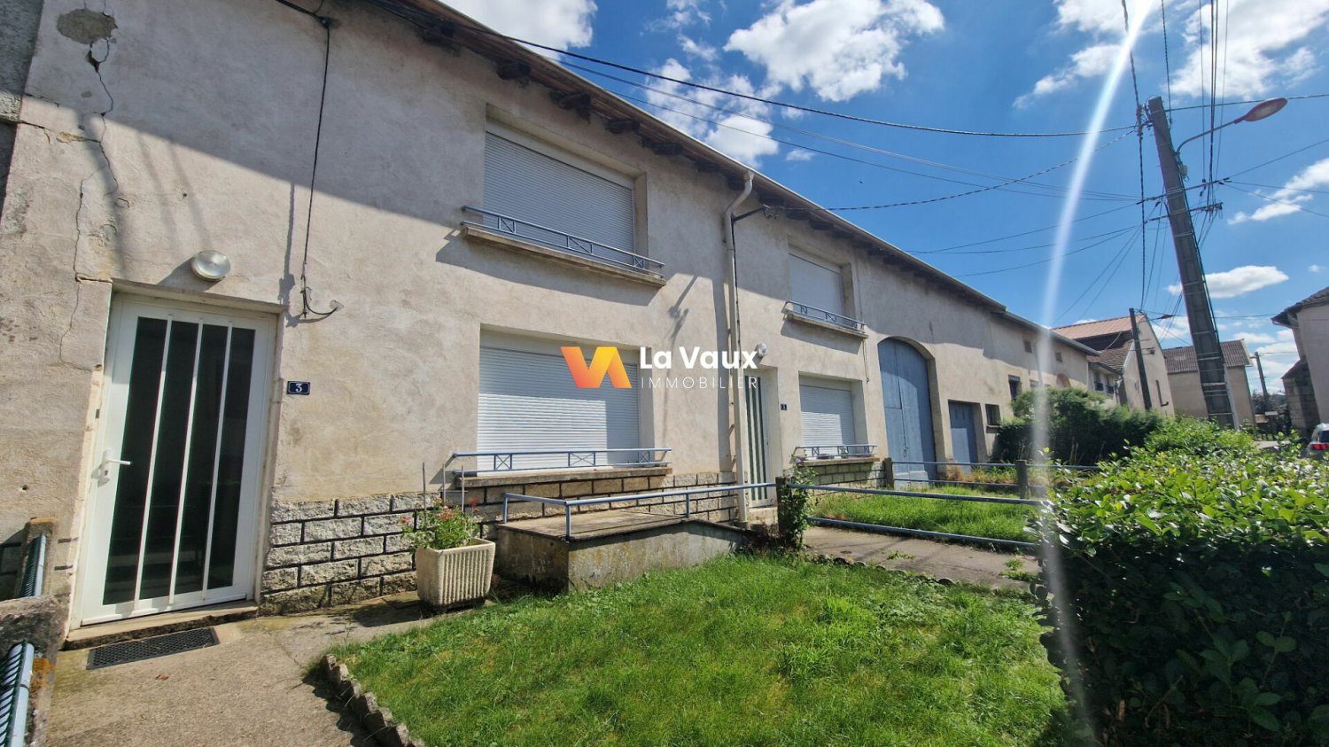 4 bedrooms Building in Houdelmont, France No. 220235