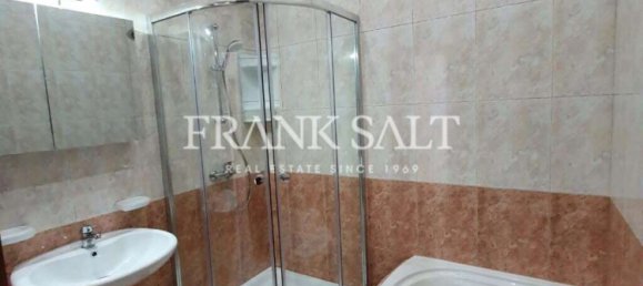 3 Schlafzimmer Wohnung in Mgarr, Malta, Nr. 7030 17