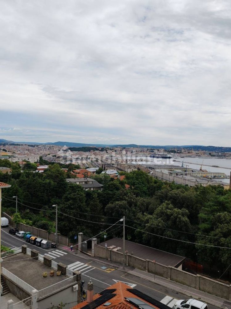 1 غرف نوم شقة في Trieste, Italy رقم 284624