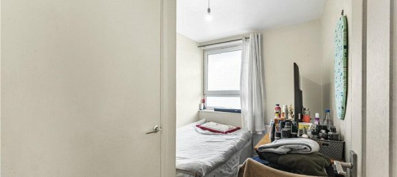 3 bedrooms Apartment in London, United Kingdom No. 8695 11