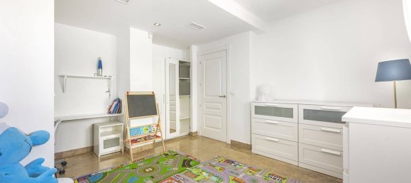 3 bedrooms Apartment in Marbella, Spain No. 191142 3