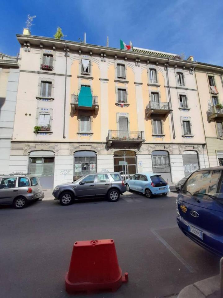 2-salle Appartement à Milan, Italy No. 244389