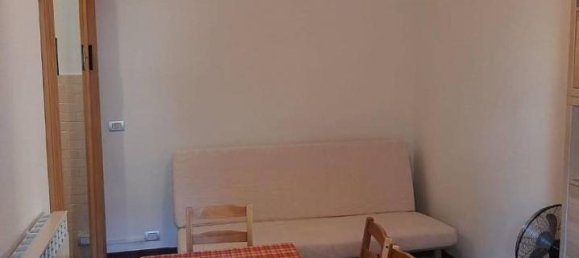 2-salle Appartement à Milan, Italy No. 244389 4