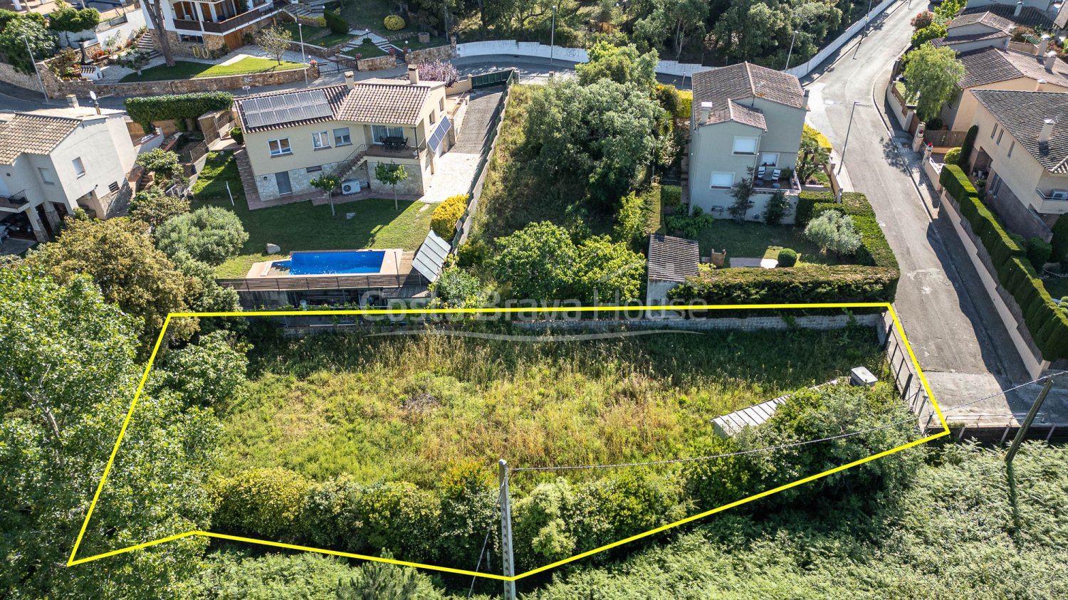  Land in Girona, Spain No. 163377