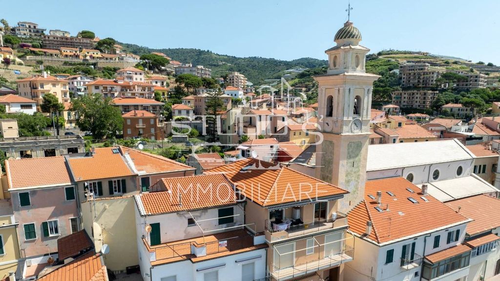 1 Schlafzimmer Wohnung in Santo Stefano al Mare, Italy, Nr. 131144