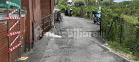 1غرفة مستودع في Lavagna, Italy رقم 92734 10