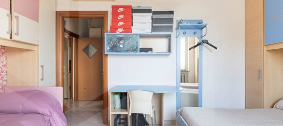 3 rooms Apartment in Mariano Comense, Italy No. 21014 22