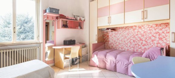 3 rooms Apartment in Mariano Comense, Italy No. 21014 20