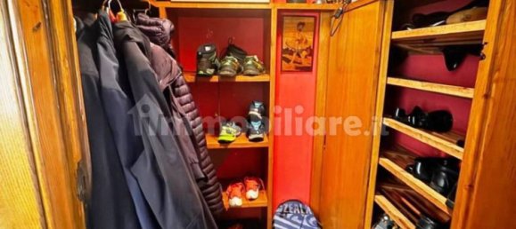 4 bedrooms Apartment in Rome, Italy No. 333647 16