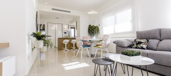 Villa de 3 dormitorios en Lorca, Spain No. 7046 2