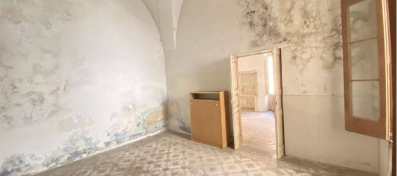 5 rooms House in Casarano, Italy No. 288314 17