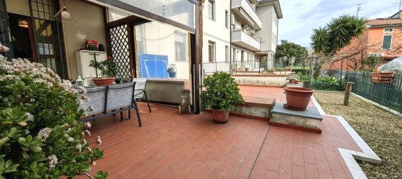 5-salle Appartement à Prato, Italy No. 45693 21