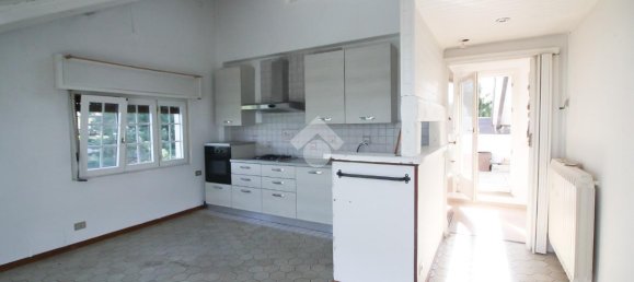 Квартира с 3 комнатами в Мальнате, Италия № 156954 5