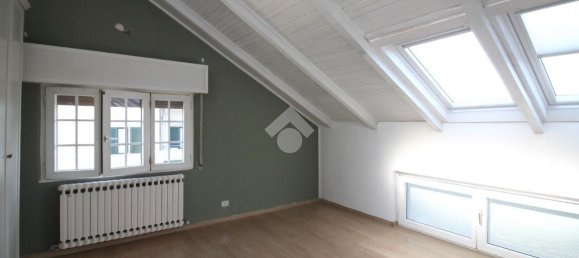 Квартира с 3 комнатами в Мальнате, Италия № 156954 9